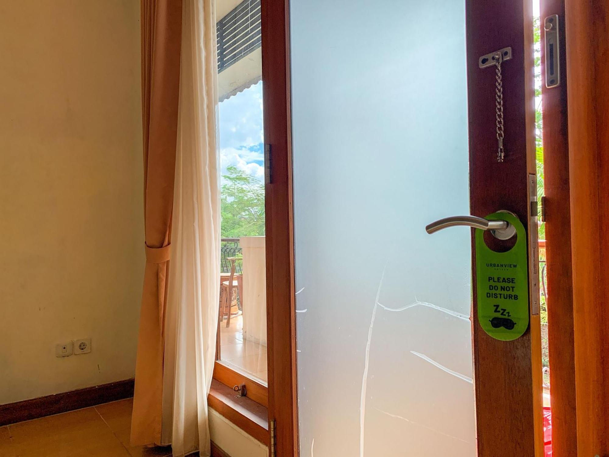 Urbanview Sasono Putro Condoongcatur By Reddoorz Kejayan Luaran gambar