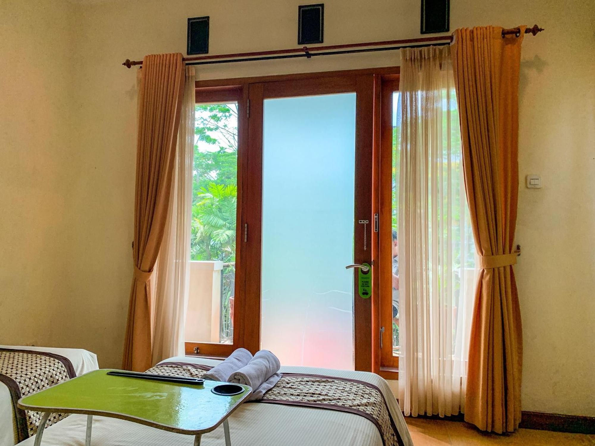Urbanview Sasono Putro Condoongcatur By Reddoorz Kejayan Luaran gambar