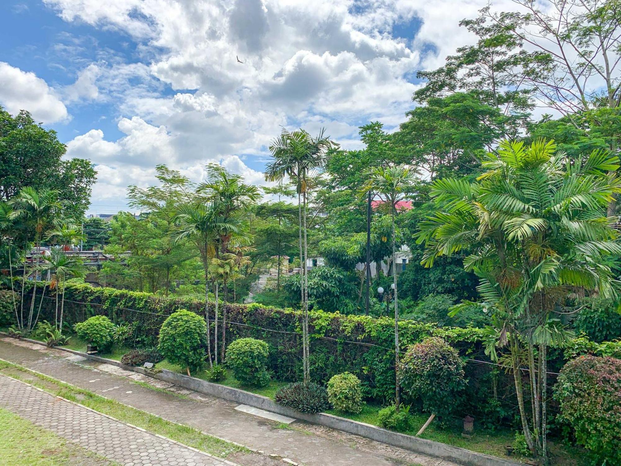 Urbanview Sasono Putro Condoongcatur By Reddoorz Kejayan Luaran gambar