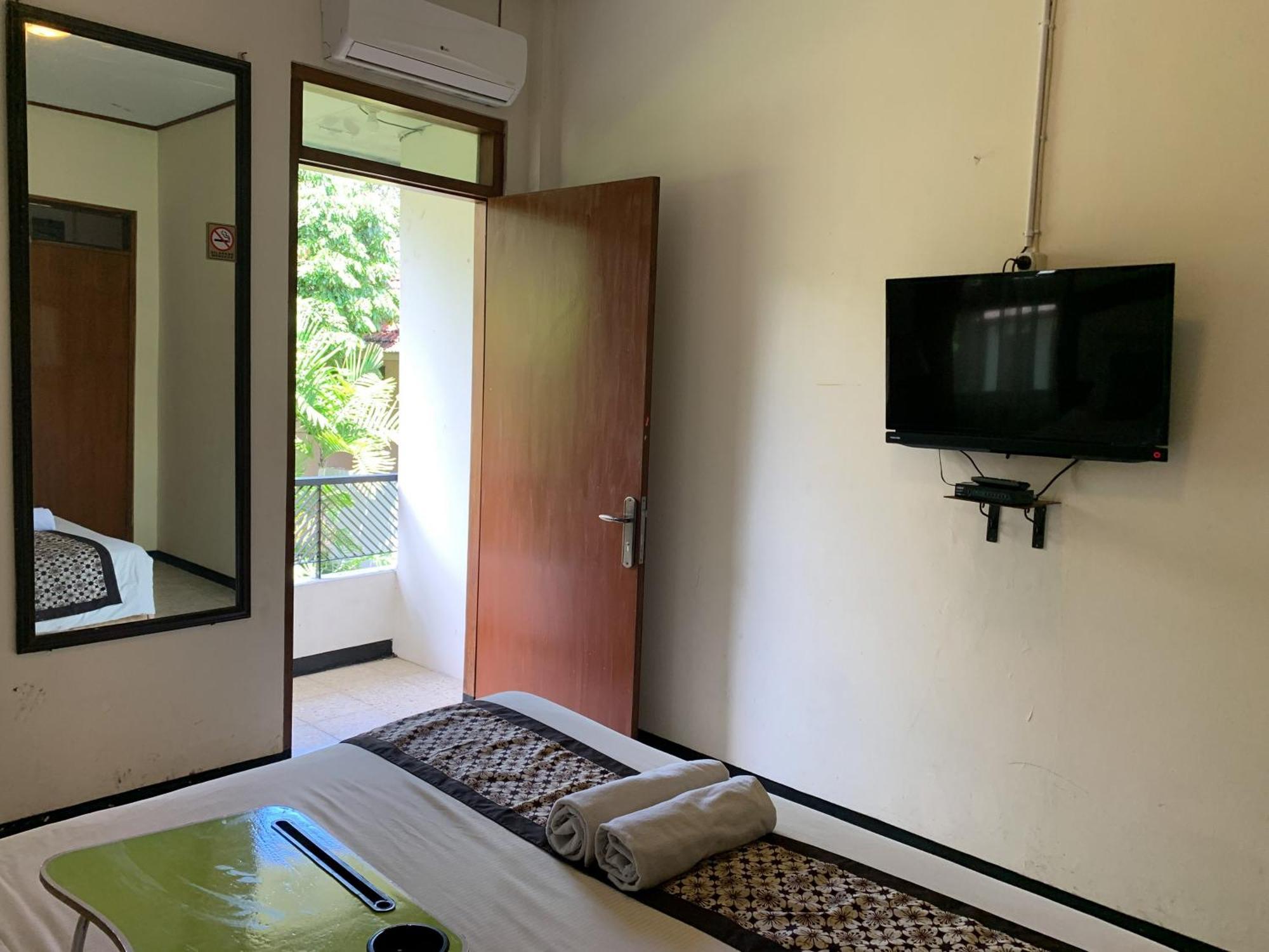 Urbanview Sasono Putro Condoongcatur By Reddoorz Kejayan Luaran gambar
